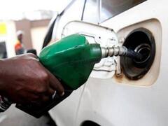 Petrol, Diesel Price: மாறும் பருவ நிலை.. மாறாத பெட்ரோல், டீசல் விலை.. இன்றைய நிலவரம் என்ன தெரியுமா?