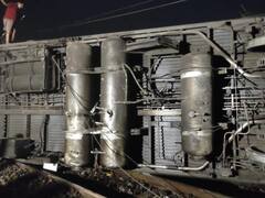 Odisha Train Accident Photo: ओडिशा के बालासोर में ट्रेन हादसा, देखें हादसे की दिल दहला देने वाली तस्वीरें
