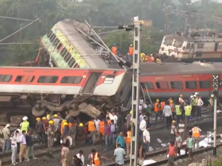 Odisha Train Accident Coromandel Express CM Naveen Patnaik mourning Saturday Railways Minister Ashwini Vaishnaw ओडिशा में एक दिन का राजकीय शोक घोषित, नहीं मनाया जाएगा कोई उत्सव, ट्रेन हादसे में 233 लोगों के शव बरामद