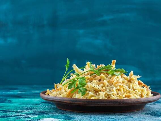 Paneer Fried Rice Recipe: डिनर में बनाएं शानदार पनीर फ्राइड राइस, बनाना है बेहद आसान