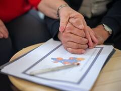 YSR Insurance: इस तारीख से पहले करा लें वाईएसआर बीमा योजना का रजिस्ट्रेशन, सरकार दे रही ये फायदा