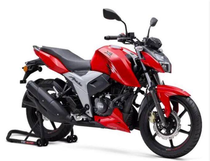 ਪੰਜਵੀਂ ਬਾਈਕ TVS Apache RTR 160 ਹੈ। ਇਹ ਬਾਈਕ ਸਪੋਰਟਸ ਬਾਈਕ ਦੇ ਸ਼ੌਕੀਨਾਂ 'ਚ ਕਾਫੀ ਮਸ਼ਹੂਰ ਹੈ। ਇਹ ਬਾਈਕ ABS ਫੀਚਰ ਨਾਲ ਲੈਸ ਹੈ। ਇਸ ਬਾਈਕ ਨੂੰ ਐਕਸ-ਸ਼ੋਰੂਮ 1.19 ਲੱਖ ਰੁਪਏ ਤੋਂ ਲੈ ਕੇ 1.26 ਲੱਖ ਰੁਪਏ ਤੱਕ ਦੀ ਕੀਮਤ 'ਚ ਖਰੀਦਿਆ ਜਾ ਸਕਦਾ ਹੈ।