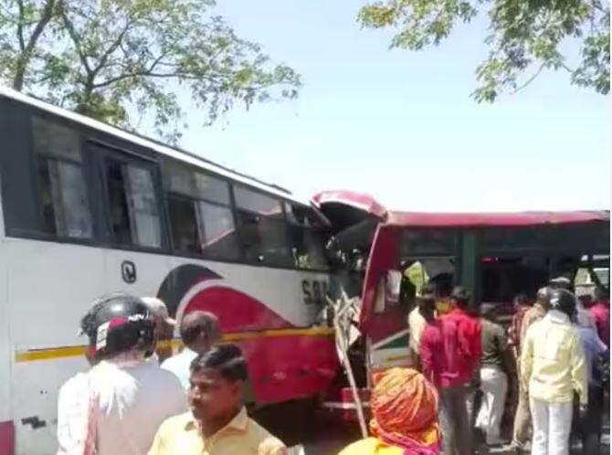 azamgarh bus accident 2 buses collided from front more than 30 people injured ਦਰਦਨਾਕ ਹਾਦਸਾ ! 2 ਬੱਸਾਂ ਦੀ ਹੋਈ ਸਿੱਧੀ ਟੱਕਰ, 30 ਤੋਂ ਵੱਧ ਲੋਕ ਜ਼ਖ਼ਮੀ