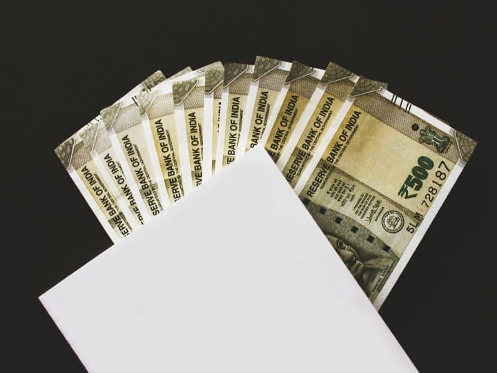 Government Employees can get Advance Salary Rajasthan CM Ashok Gehlot take Big Dicision Employees Advance Salary: अब सरकारी कर्मचारियों को मिलेगी एडवांस सैलरी, देश में पहली बार लागू हुआ ये सिस्टम 