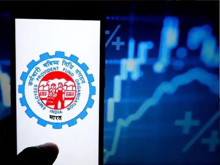 EPF passbook interest not updated do not panic EPFO Give this important message EPF Passbook: EPF पासबुक में ब्याज नहीं हुआ अपडेट तो न हों परेशान, EPFO ने मेंबर्स को दी अहम जानकारी