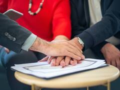 YSR Insurance: इस तारीख से पहले करा लें वाईएसआर बीमा योजना का रजिस्ट्रेशन, सरकार दे रही ये फायदा