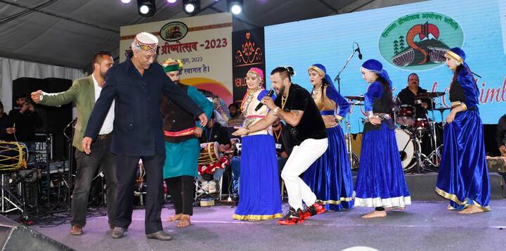 पहाड़ों की रानी शिमला में इन दिनों इंटरनेशनल समर फेस्टिवल की धूम चल रही है.