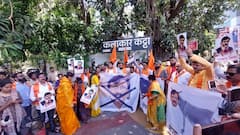 Pune news : संजय राऊतांविरोधात शिवसेनेचं जोडे मारो आंदोलन, फोटोला काळं फासलं....