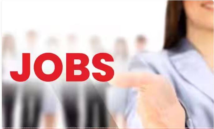 ਚੋਣ ਪ੍ਰਕਿਰਿਆ : ਬਿਨੈਕਾਰਾਂ ਦੀ ਚੋਣ ਸਕ੍ਰੀਨਿੰਗ, ਸਟੈਨੋਗ੍ਰਾਫੀ ਟੈਸਟ, ਟਾਈਪਿੰਗ ਟੈਸਟ ਅਤੇ ਇੰਟਰਵਿਊ ਦੇ ਆਧਾਰ 'ਤੇ ਕੀਤੀ ਜਾਵੇਗੀ।