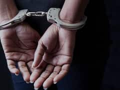 पाकिस्तानी जेलों में महिलाओं के साथ हो रहा यौन शोषण! परिवार वाले छोड़ देते हैं साथ, रिपोर्ट में खुलासा