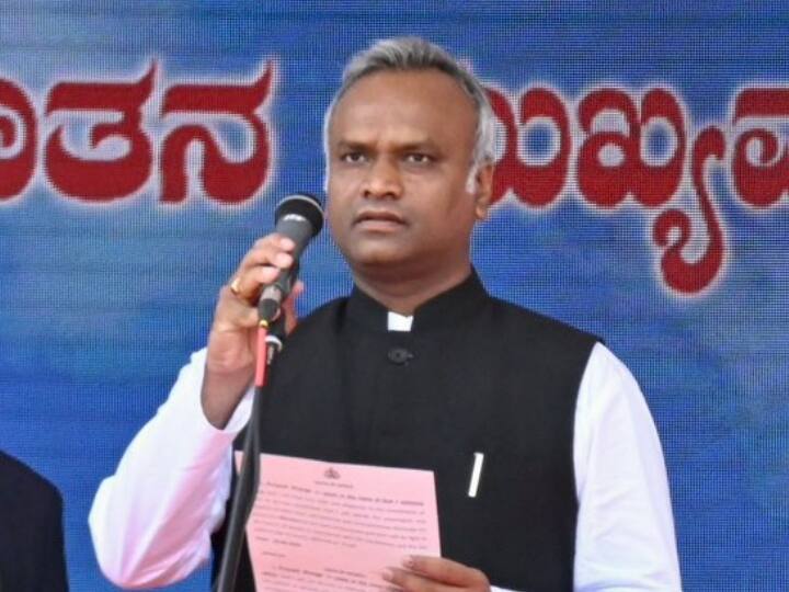 Karnataka Minister Priyank Kharge Says There is no Scheme that is free for all 'ऐसी कोई योजना नहीं, जो सभी के लिए मुफ्त हो...' कर्नाटक में 5 गारंटियों पर बोले मंत्री प्रियांक खरगे
