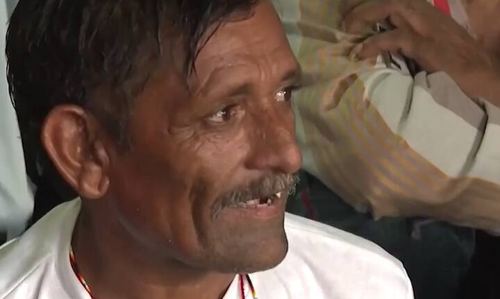 ह्यूमन राइट्स वॉच (HRW) की एक रिपोर्ट से पता चला है कि पाकिस्तान की जेलों में कैदियों से बुरी तरह मारपीट होती है. उनके दांत तक तोड़ दिए जाते हैं.