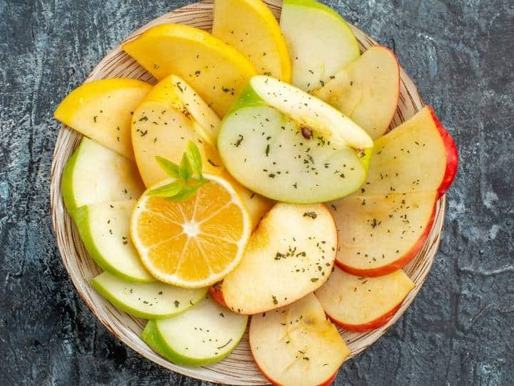 Fruits that can turn toxic when paired with lemon and salt सावधान! इस फल में नींबू और नमक डालकर न खाएं, पेट में जाते ही बन जाता है जहर