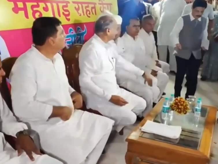 Ashok Gehlot Throws Mic On Floor After It Stops Working During Event, Video Goes Viral