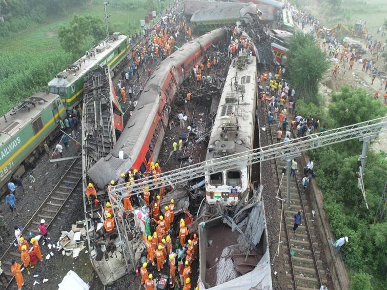 Odisha Train Accident Coromandel Express Which boxes crashed full details here Odisha Train Accident: ஒடிசா ரயில் கோர விபத்து.. எந்தெந்த பெட்டிகள் விபத்துக்குள்ளானது..? முழு விவரம் இங்கே..!