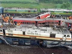 Coromandel Train Accident: రైళ్లు పట్టాలు తప్పడానికి కారణాలేంటి? ఆ నిర్లక్ష్యమే ప్రాణాలు తీస్తోందా?