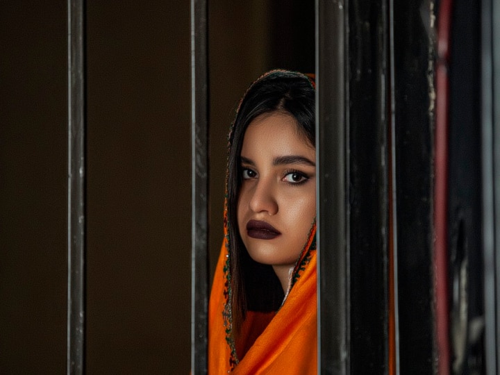 Pakistan Women Prisoners: पाकिस्तानी जेलों में महिलाओं के साथ हो रहा यौन शोषण! परिवार वाले छोड़ देते हैं साथ, रिपोर्ट में खुलासा