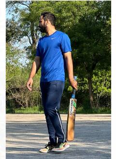 ਜਦੋਂ ਖੇਡ ਮੰਤਰੀ ਮੀਤ ਹੇਅਰ ਨੇ ਗਰਾਊਂਡ 'ਚ ਲਾਏ ਚੌਕੇ-ਛਿੱਕੇ, ਦੇਖੋ ਤਸਵੀਰਾਂ