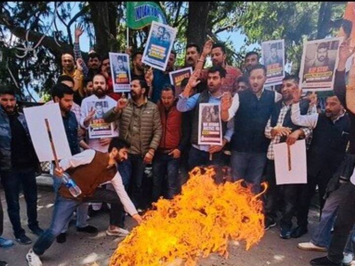 Himachal youth Congress protest against Brij Bhushan Saran Singh in Shimla ann Wrestlers Protest: महिला पहलवानों के समर्थन में उतरी हिमाचल युवा कांग्रेस, बृज भूषण शरण सिंह की गिरफ्तारी की मांग