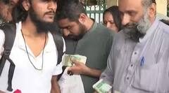 India Pakistan : ਪਾਕਿਸਤਾਨ ਨੇ ਰਿਹਾਅ ਕੀਤੇ 200 ਭਾਰਤੀ ਮਛੇਰੇ, ਸਾਲਾਂ ਬਾਅਦ ਪਰਤੇ ਆਪਣੇ ਮੁਲਕ, ਚਿਹਰਿਆਂ ‘ਤੇ ਨਜ਼ਰ ਆਈ ਖ਼ੁਸ਼ੀ, ਵੇਖੋ ਤਸਵੀਰਾਂ