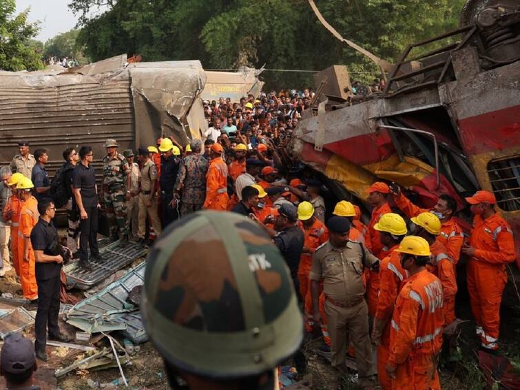 Odisha Train Accident Coromandel Express After Odisha Tragedy Opposition Demands Railway Ministers Resignation Odisha Train Accident: రైల్వే మంత్రి రాజీనామా చేయాలని ప్రతిపక్షాల డిమాండ్, రైళ్లల్లో భద్రతపై ప్రశ్నల వర్షం