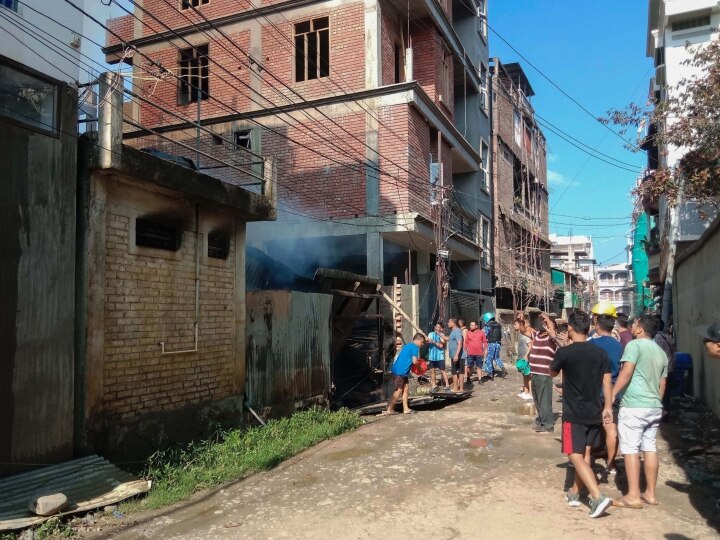 Manipur Violence: दवाओं की कमी, खाली पड़े एटीएम, 200 रुपये का पेट्रोल... हिंसा प्रभावित मणिपुर में लोगों का जीना हुआ मुहाल