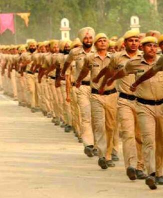 ਗੈਰ-ਰਾਖਵੀਂ ਸ਼੍ਰੇਣੀ/ਓ.ਬੀ.ਸੀ. ਦੇ ਉਮੀਦਵਾਰਾਂ ਨੂੰ 1000 ਰੁਪਏ ਦੀ ਫੀਸ ਅਦਾ ਕਰਨੀ ਪਵੇਗੀ, ਜਦੋਂ ਕਿ SC ਅਤੇ EWS ਉਮੀਦਵਾਰਾਂ ਲਈ 800 ਰੁਪਏ ਦੀ ਫੀਸ ਲਾਗੂ ਹੈ। ਸਾਬਕਾ ਸੈਨਿਕਾਂ ਨੂੰ ਫੀਸ ਭਰਨ ਤੋਂ ਛੋਟ ਦਿੱਤੀ ਗਈ ਹੈ।