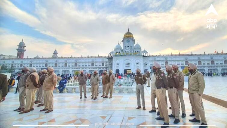 Alert issued on the anniversary of operation blue star Operation blue star: ਸਾਕਾ ਨੀਲਾ ਤਾਰਾ ਦੀ ਬਰਸੀ ਮੌਕੇ ਪੁਲਿਸ ਅਲਰਟ, ਸ੍ਰੀ ਹਰਿਮੰਦਰ ਸਾਹਿਬ ਨੇੜੇ ਵਧਾਈ ਸੁਰੱਖਿਆ, ਗਰਮ ਖਿਆਲੀ ਕੀਤੇ ਜਾ ਸਕਦੇ ਨੇ ਨਜ਼ਰਬੰਦ