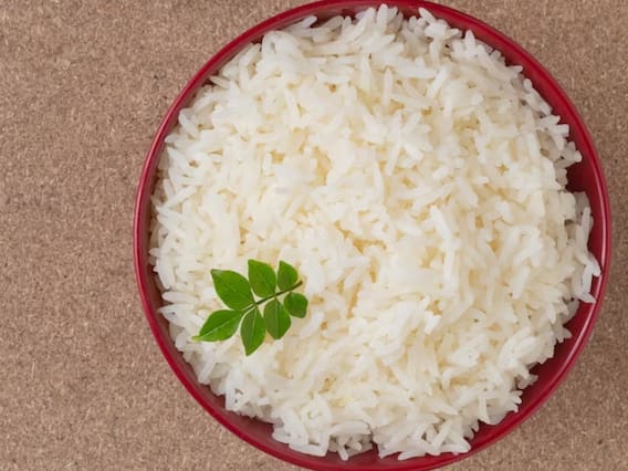Rice Benefits: सफेद चावल को आप भी मानते हैं सेहत के लिए खराब? पहले जान लें इसके ये 5 फायदे Rice Benefits: सफेद चावल को आप भी मानते हैं सेहत के लिए खराब? पहले जान लें इसके ये 5 फायदे