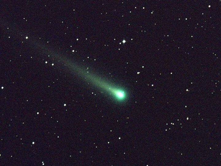 Why do comets always appear green you will be surprised to know the science behind it हमेशा हरा क्यों दिखाई देता है धूमकेतु, इसके पीछे का विज्ञान जान कर हैरान रह जाएंगे