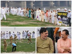 'Yamuna Sansad': People Form Human Chain Along River In Delhi To Draw Attention To Heavy Pollution — IN PICS