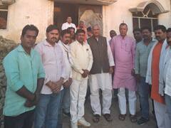 UP Politics: सीएम योगी से मिले पूर्व मुख्यमंत्री त्रिवेंद्र सिंह रावत, गोरखनाथ मंदिर में किया दर्शन