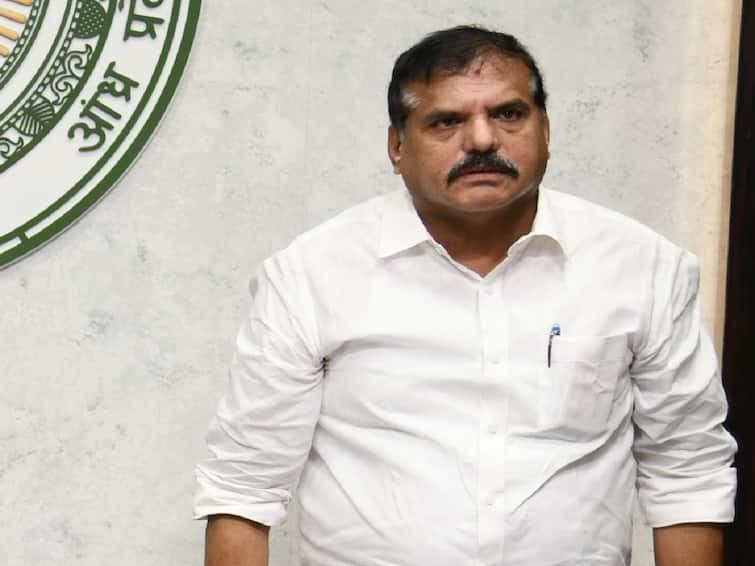 AP Ministers Botsa, Jogi ramesh, Karumuri reviews over Odisha Train tragedy incident Botsa Satyanarayana: కోరమాండల్‌ ఎక్స్‌ప్రెస్‌లో 482 మంది ఏపీ వాసులు గుర్తింపు, వారి పరిస్థితి ఇదీ - మంత్రి బొత్స వెల్లడి