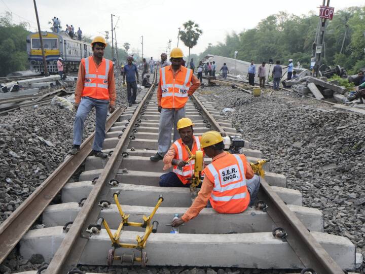 Odisha Train Accident What is electronic interlocking that cause of accident to which railway board calls tamper proof Odisha Train Accident: इलेक्ट्रॉनिक इंटरलॉकिंग थी हादसे की वजह? रेलवे बोर्ड ने बताया टैंपर प्रूफ, जानें क्या है ये