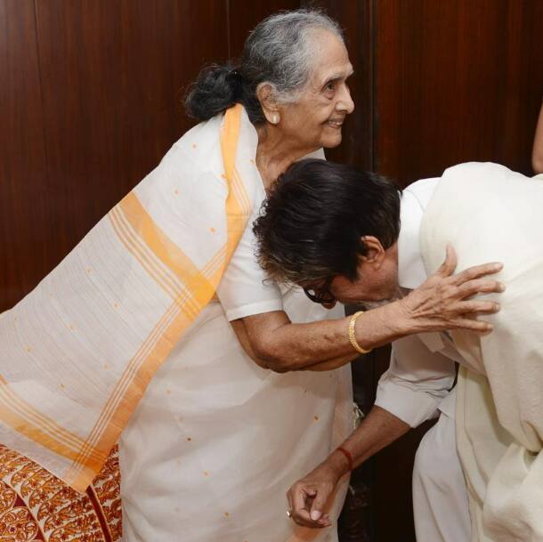 actress sulochana passed away amitabh bachchan Shares letter by Sulochana didi on his 75th birthday Sulochana Memory With Amitabh Bacchan:   सुलोचना दीदींच्या 'त्या' पत्राने भारावले होते बिग बी अमिताभ बच्चन