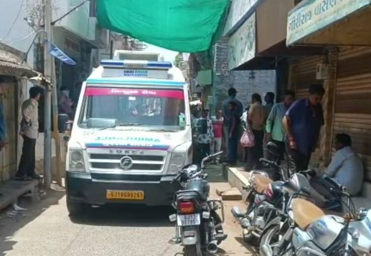 A young man died after getting trapped in a lift in a utensil shop in Surendranagar Surendranagar: સુરેન્દ્રનગરમાં વાસણની દુકાનમાં લિફ્ટમાં ફસાઈ જતા યુવકનું કમકમાટી ભર્યું