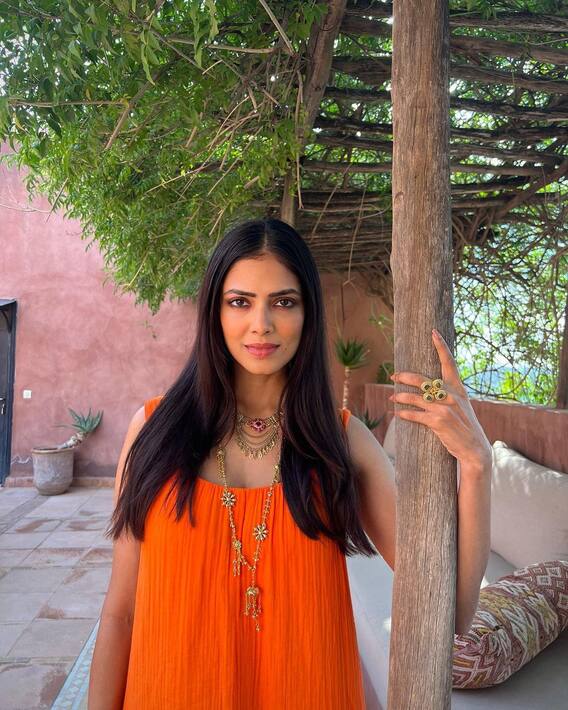 Malavika Mohanan: ప్రభాస్ హీరోయిన్ మాళవిక లేటెస్ట్ ఫొటోస్