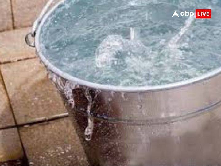 आप भी इस छोटे से उपाय से अपनी आर्थिक समस्याओं को दूर सकते हैं और ये छोटे से उपाय आपके जीवन में खुशहाली ला सकते हैं.