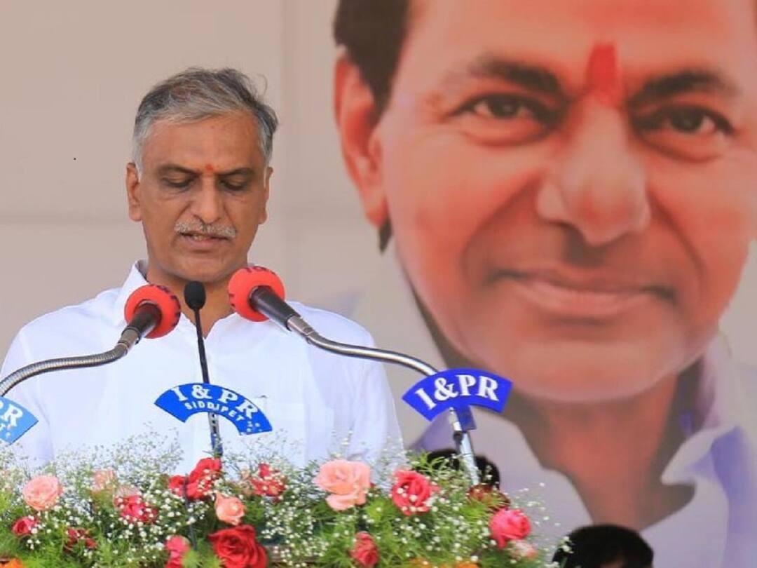 2bhk housing scheme Telangana Minister Harish Rao Launches Double Bed Room Houses in Medak District 2BHK Housing Scheme: మంత్రి హరీష్ రావు నోట - ఇల్లు కట్టి చూడు పెళ్లి చేసి చూడు సామెత, అంత కష్టమా!