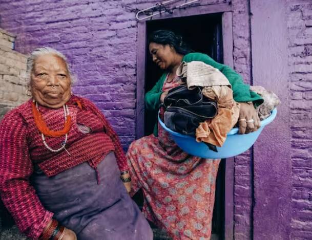 ਨੇਪਾਲ 'ਚ ਹਿੰਦੂਆਂ ਦੀ ਆਬਾਦੀ 'ਚ 0.11 ਫੀਸਦੀ ਦੀ ਗਿਰਾਵਟ ਦਰਜ ਕੀਤੀ ਗਈ ਹੈ।