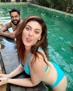 shefali jariwala: કાંટા લગા ગર્લ શેફાલી જરીવાલાએ સ્વિમિંગ પૂલમાં હોટ બિકિની પહેરી આગ લગાવી, જુઓ વાયરલ તસવીરો
