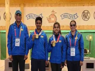 ISSF Junior World Cup 2023 : இந்தியாவிற்கு 2-வது தங்கம்.. 10 மீட்டர் ஏர் ரைபிள் பிரிவில் அசத்திய கெளதமி - அபினவ் ஜோடி!