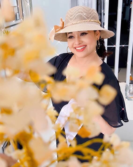 Sonalika Joshi Birthday: रियल लाइफ में स्टाइलिश हैं ‘तारक मेहता’ की ‘माधवी भाभी’, लग्जरी घर में जीती हैं क्वीन वाली लाइफ