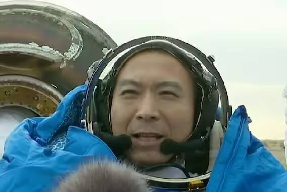 चिनी स्पेस स्टेशनने (Chinese Space Station) दिलेल्या माहितीनुसार, त्यांचे 3 अंतराळवीर रविवारी, 4 जून रोजी सुरक्षितपणे पृथ्वीवर परतले आहेत.