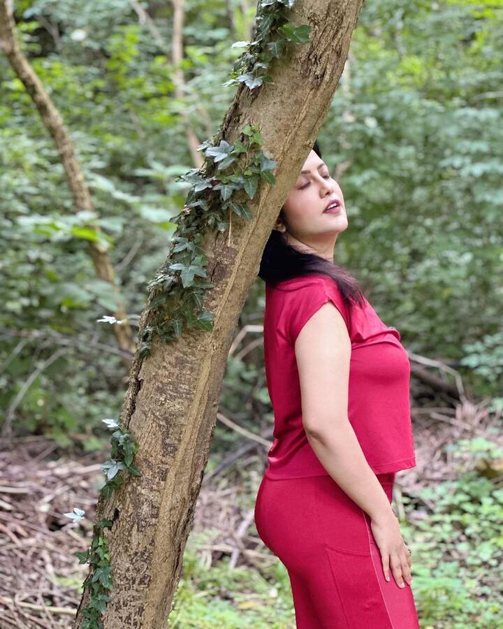 अमृता फडणवीस (Amruta Fadnavis) यांनी शेअर केलेल्या फोटोवर अनेक नेटकऱ्यांनी लाइक आणि कमेंट्सचा वर्षाव केला आहे.