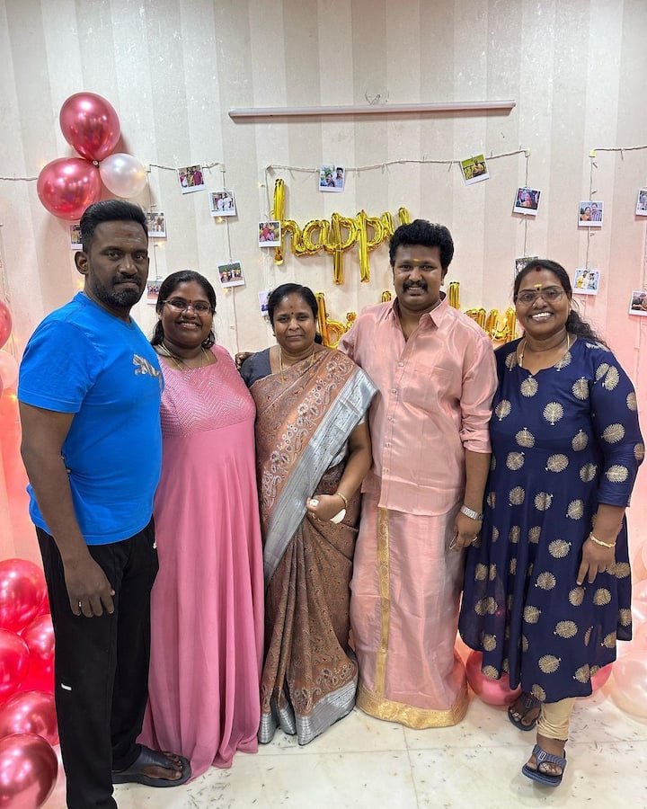 தமிழ் மற்றும் தெலுங்கு படங்களில் நடித்து வரும் இந்திரஜா சோசியல் மீடியாவில் மிகவும் ஆக்டிவாக இருப்பவர். அவர் ஒரு சிறந்த பரதநாட்டிய கலைஞரும் கூட.