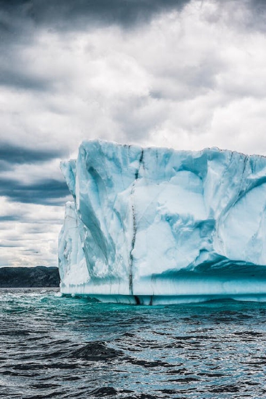 Greenland Ice Melting: दुनिया के इस सबसे बड़े द्वीप पर 3 गुना तेजी से पिघल रहे ग्लेशियर, वैज्ञानिकों की चेतावनी- 'तो डूब जाएंगी बस्तियां..