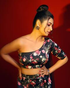 Prajakta Mali: 'ती' फुलराणी फुलली... प्राजक्ता माळीचे कोअर्ड-सेट फोटो व्हायरल