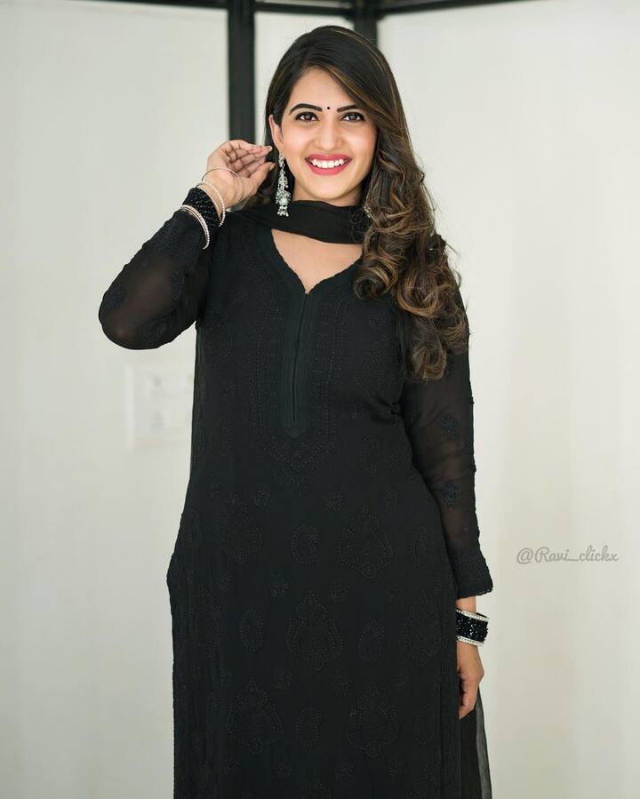 స్రవంతి చొక్కారపు అందమైన ఫోటో