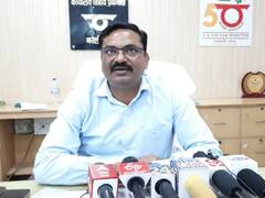 यूपी में बीच सड़क पर रोडवेज बस रुकवाकर पढ़ी नमाज, वीडियो वायरल होने पर UPSRTC में हड़कंप